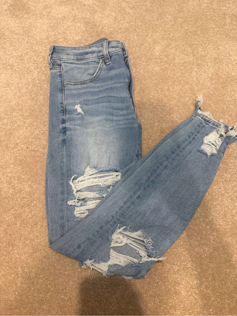 American Eagle Outfitters Light Blue Distressed Skinny Jeans